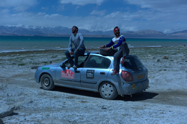 A pitstop on our run for the Tajik/Kyrgyz border